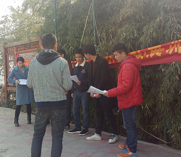 易視界第二期黃埔軍校小伙伴們認真學習中