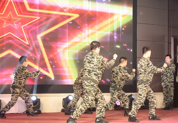 充滿(mǎn)易視界特色的擒敵拳