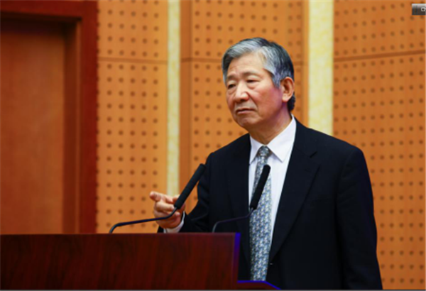 國務院發(fā)展研究中心原副主任、中國企業(yè)評價協(xié)會會長 侯云春