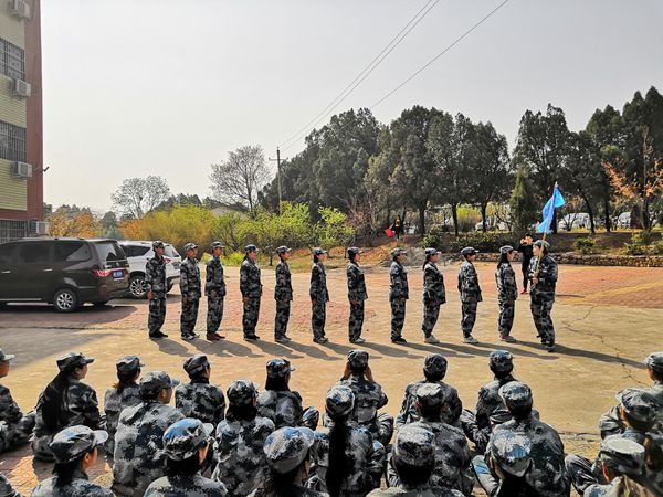 充滿激情的易視界團(tuán)隊(duì)