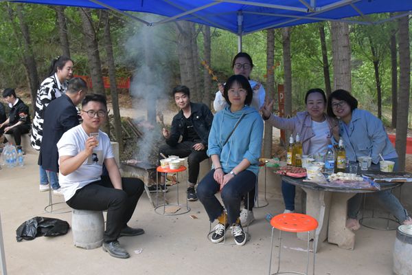 易視界伙伴們嗨起來