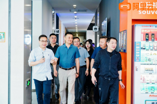 易視界創(chuàng)始人游學(xué)阿里巴巴 樹(shù)立頂尖行業(yè)目標(biāo)