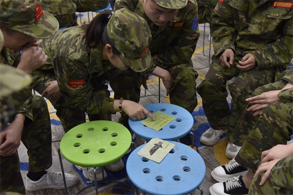 易視界精英們拓展訓(xùn)練進行中