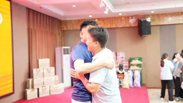 易視界2025年8月嘉獎(jiǎng)會暨9月啟動大會精彩圖集