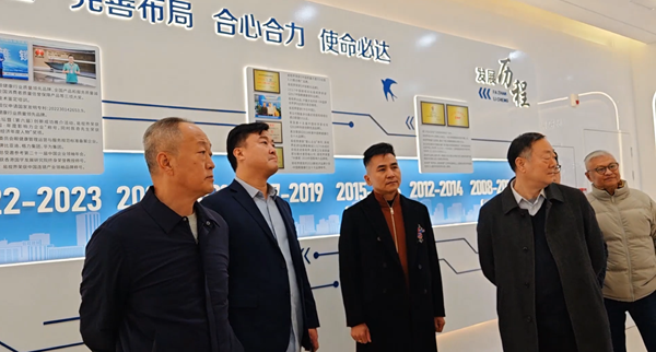 熱烈歡迎省市各級(jí)領(lǐng)導(dǎo)蒞臨易視界參觀指導(dǎo)