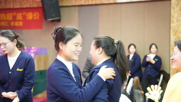 易視界2025年11月嘉獎(jiǎng)會暨12月啟動(dòng)大會精彩圖集