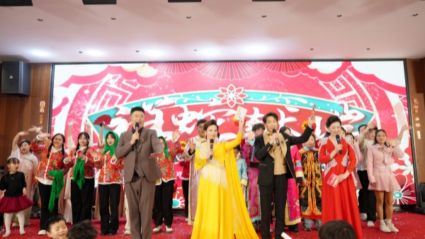 易視界2025向陽而生追光逐夢 蛇舞新春向心出發(fā)年會(huì)圖集