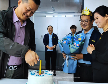 易視界人溫馨的生日環(huán)節(jié)